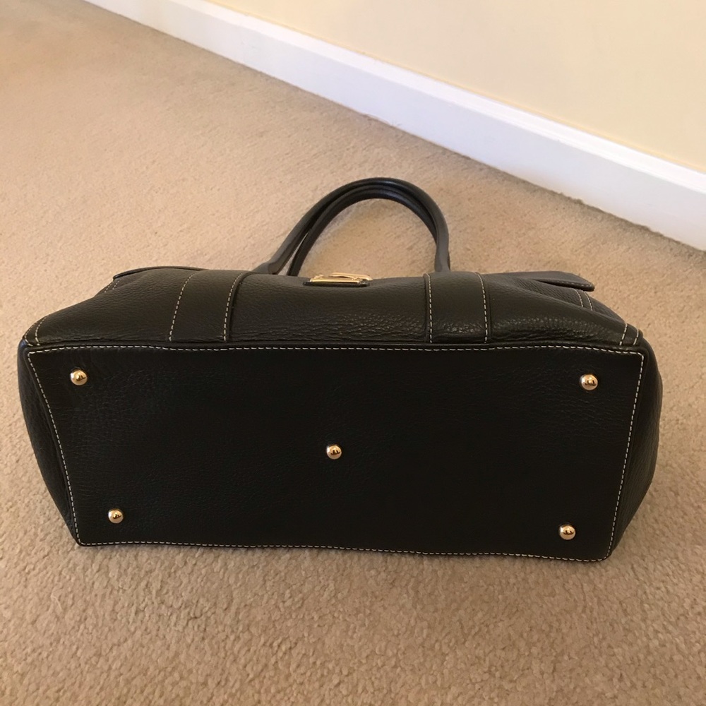 Dooney & Bourke Black leather bag NWOT. - Picture 3 of 6